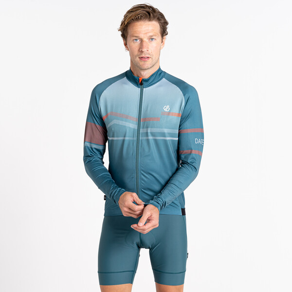 What to Wear When Cycling in the Summer?